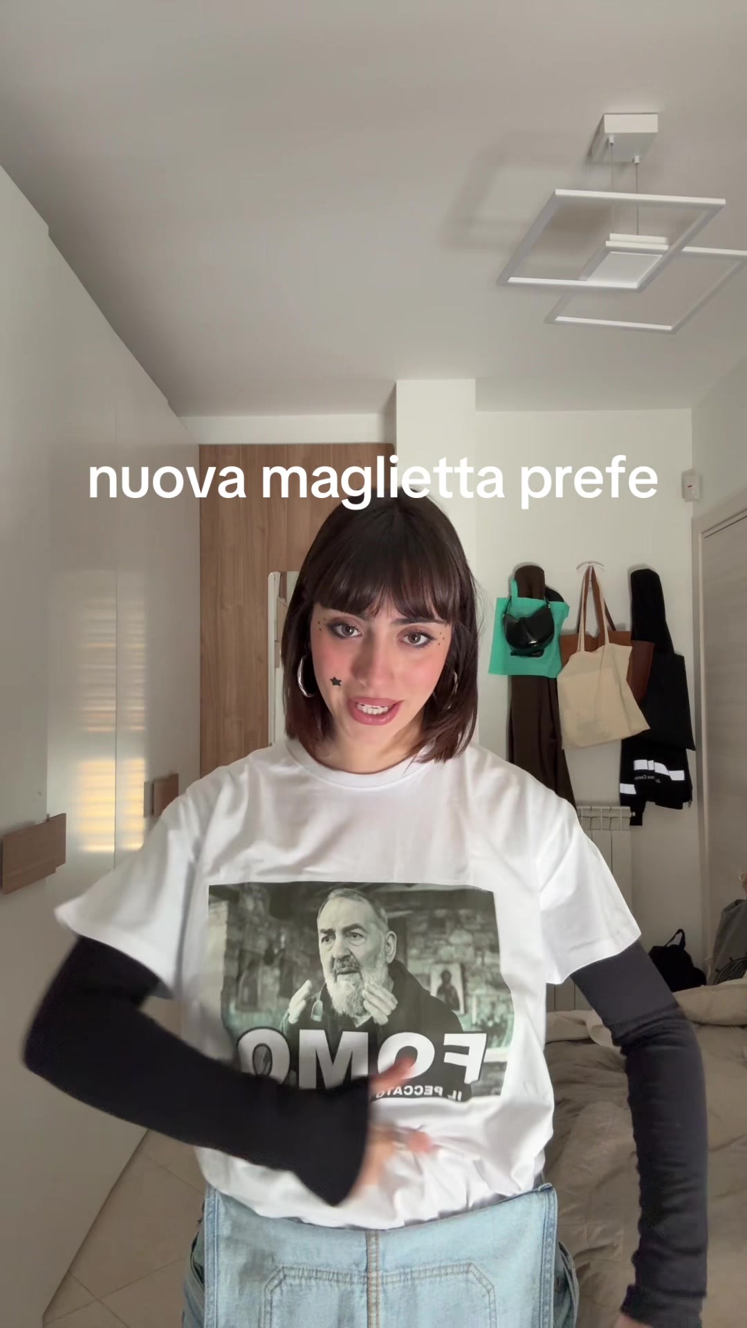 @apollineo