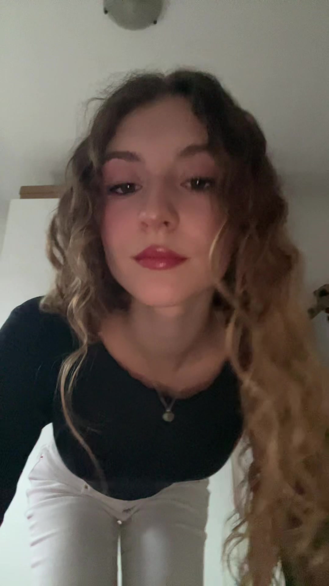 @Lara