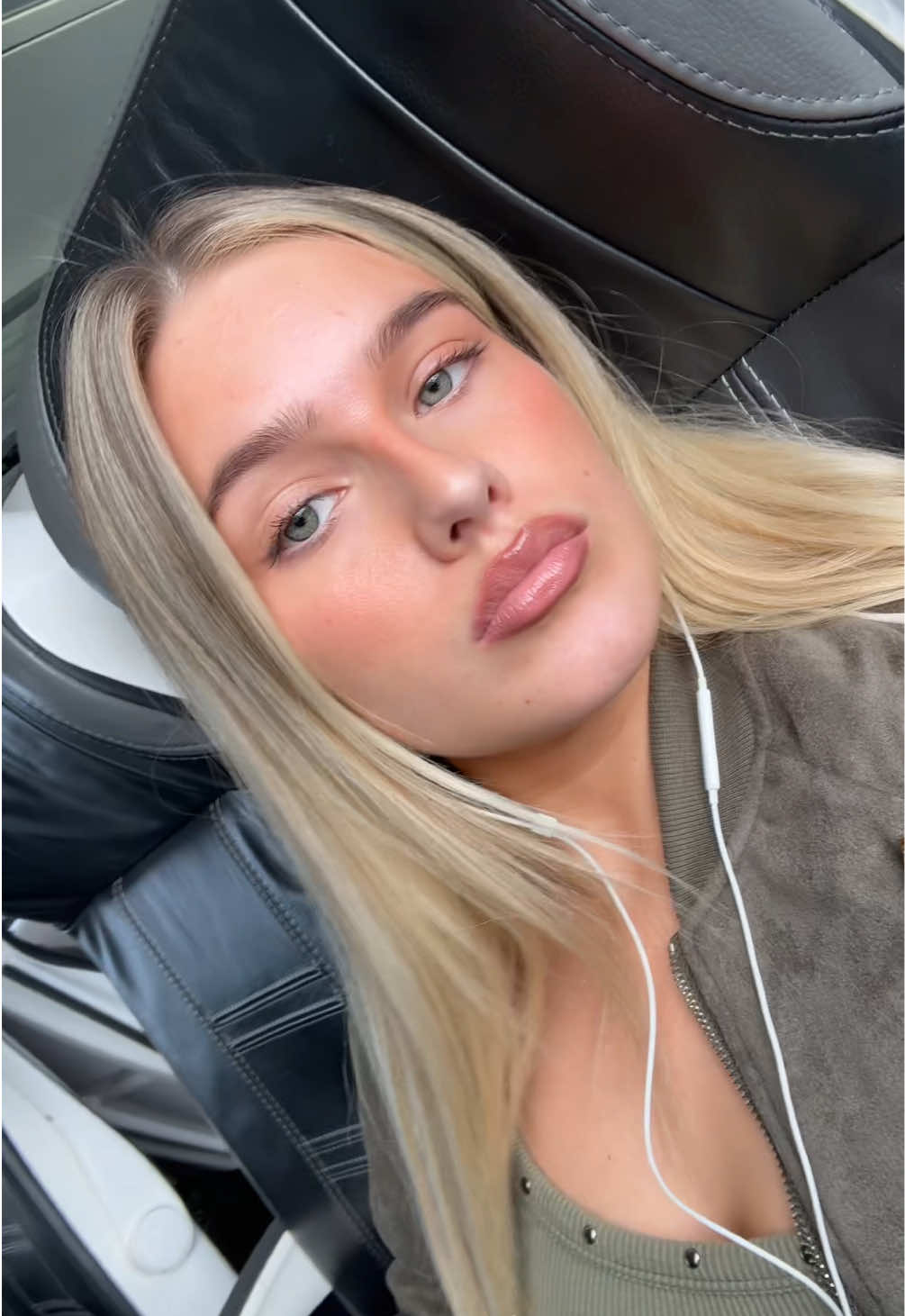 @Eva