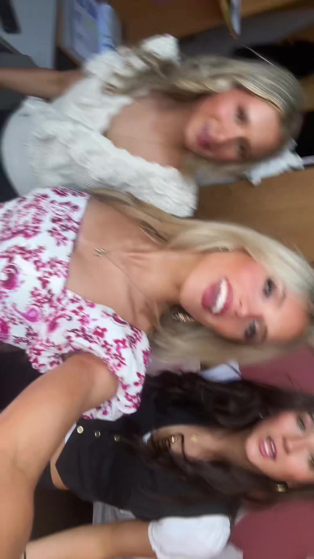 @anissa