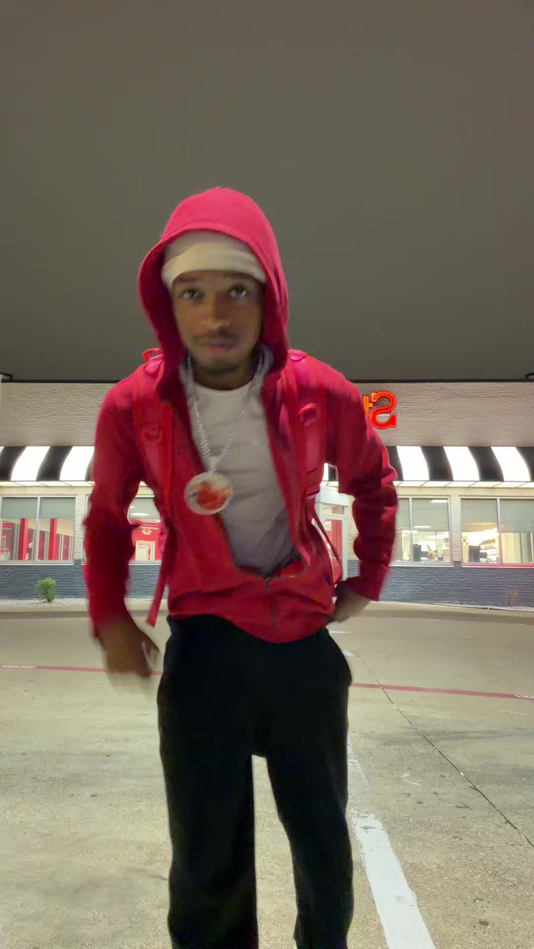 @𝗣𝗼𝗹𝗼