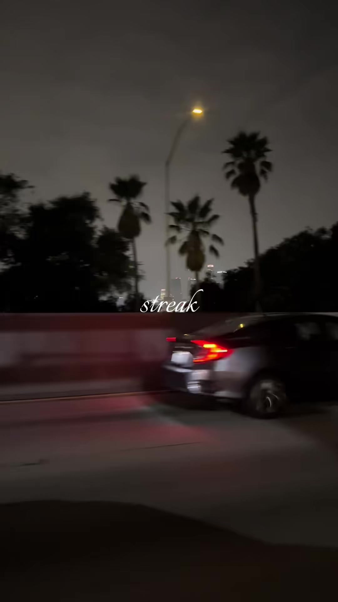 @⃟