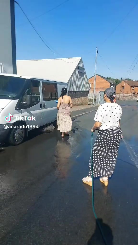 @Ana Gabriela