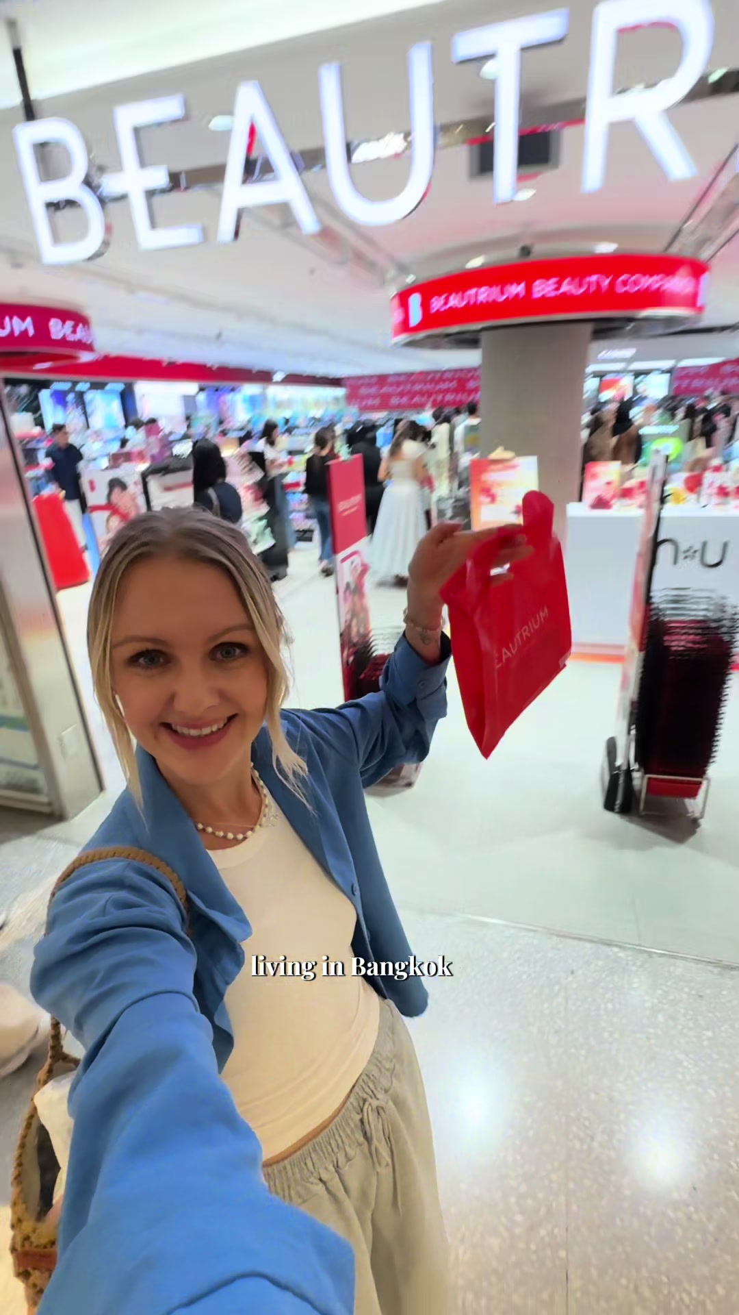 @Louise ✨ life in Bangkok