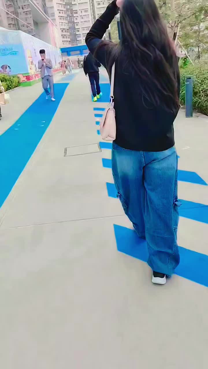 @ALyaaaaaa