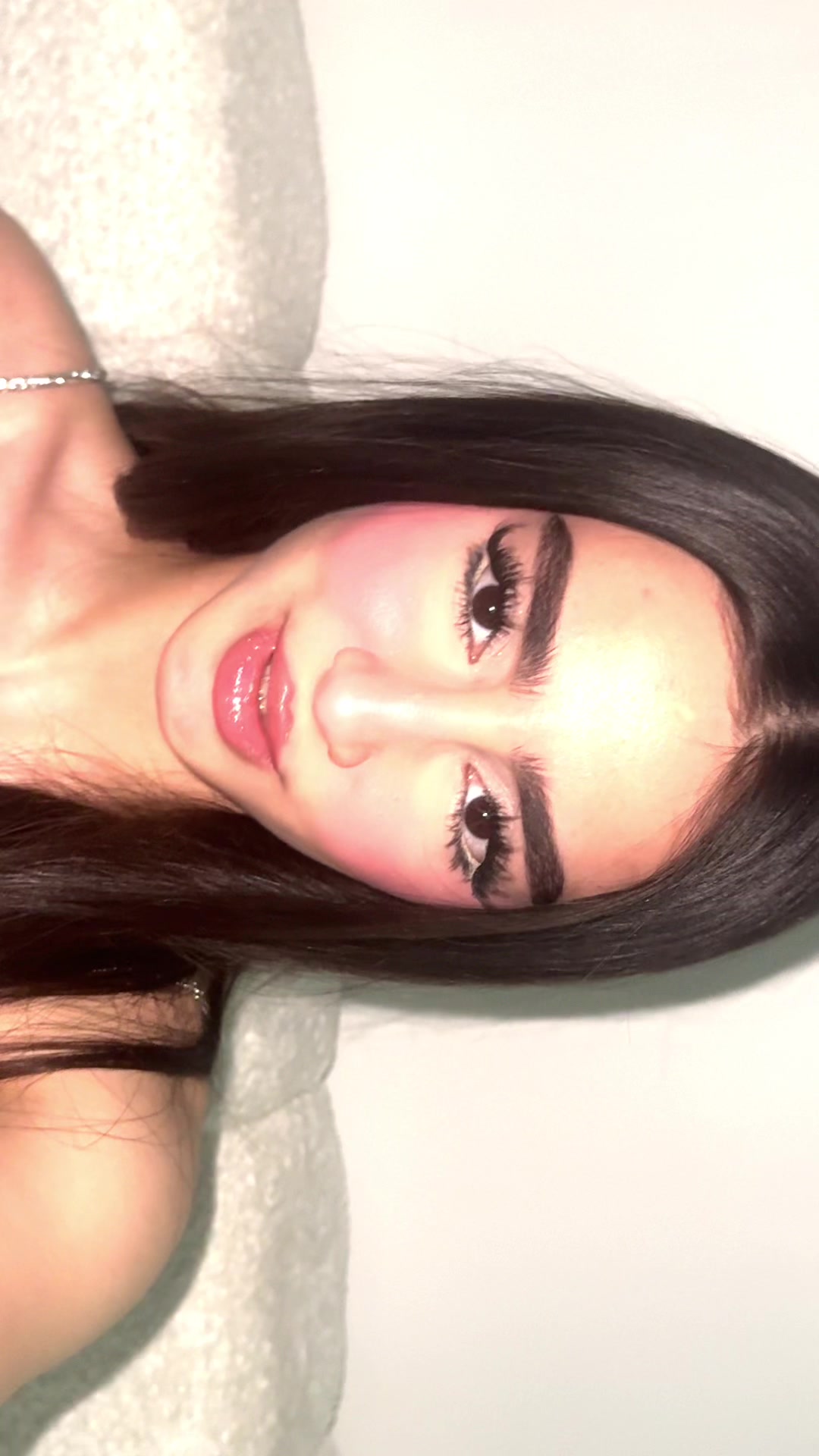 @melikakhakbazz