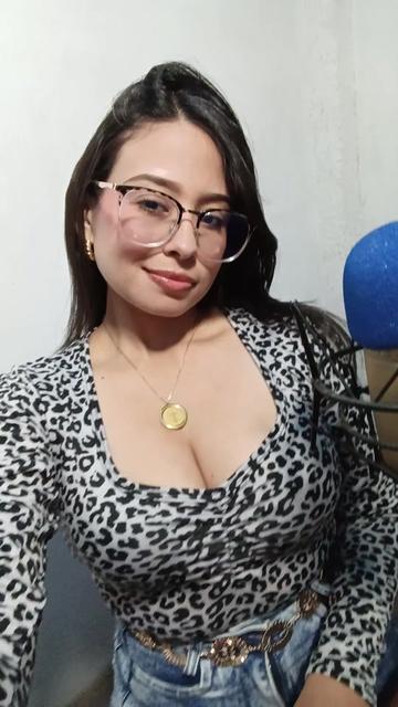 @Leonela Viloria👑