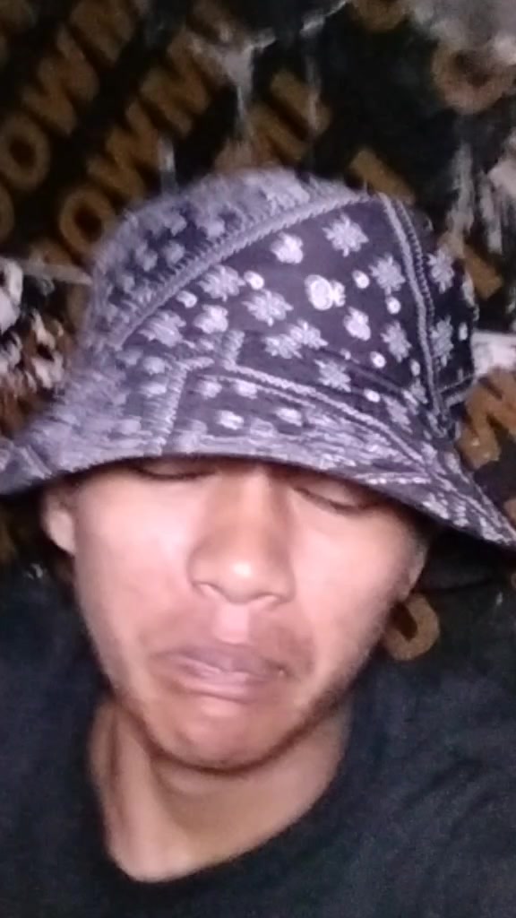 @carlo.😚