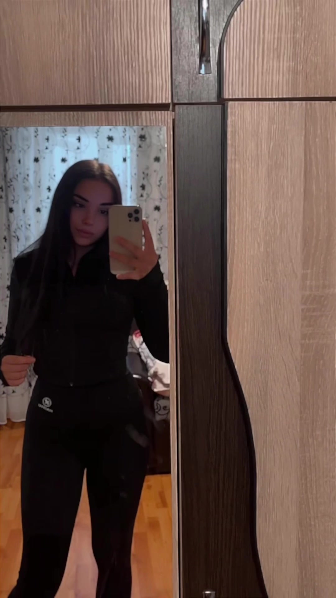 @ℱ𝓁𝑜𝓇𝓎🤍