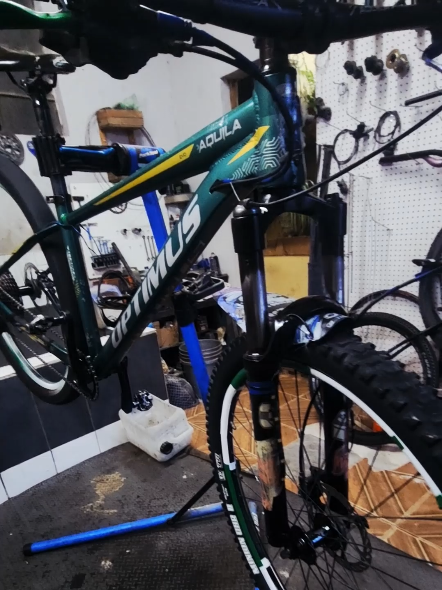 @El chico🫠misterioso??🚲
