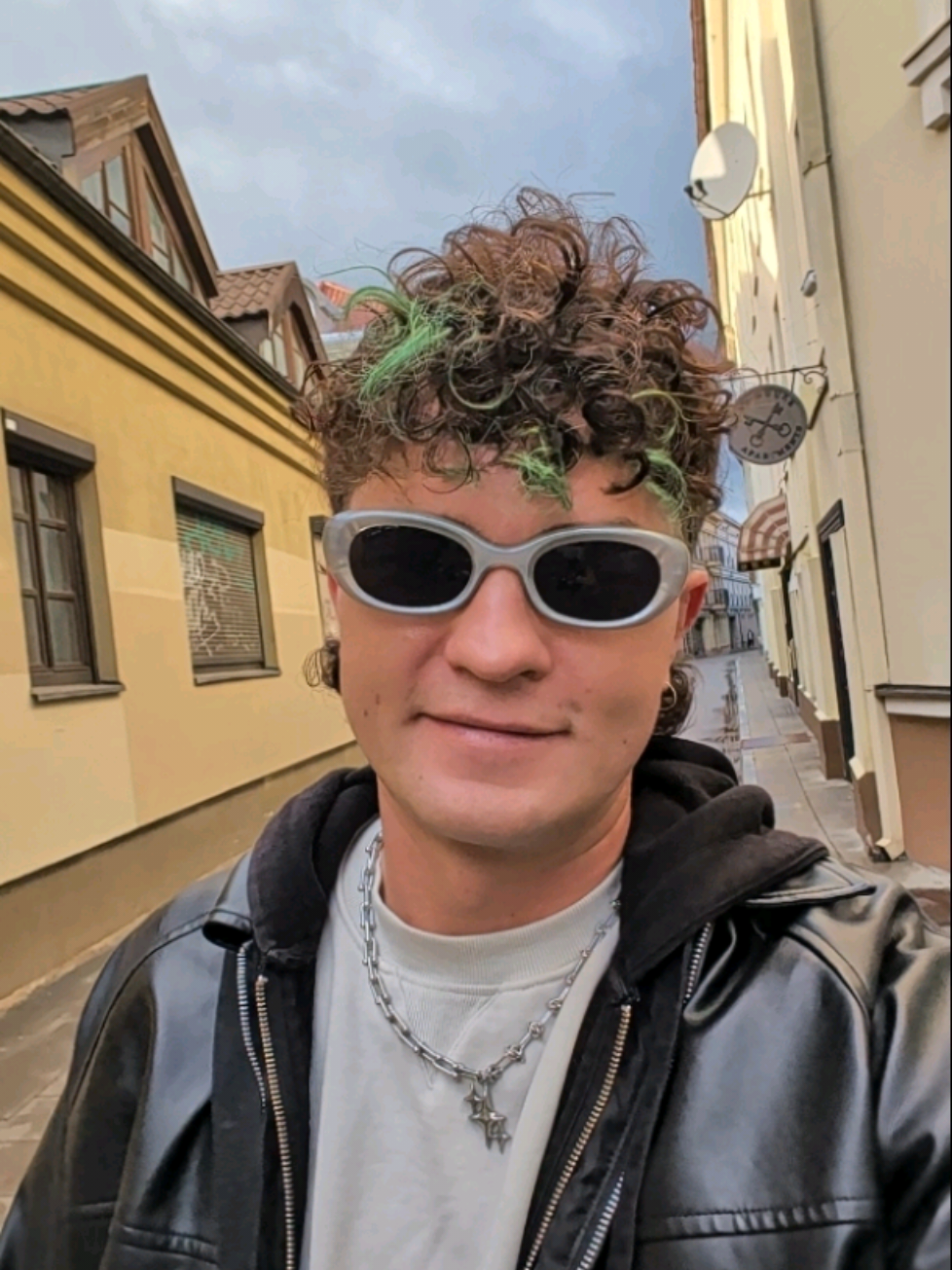 @Kolorek