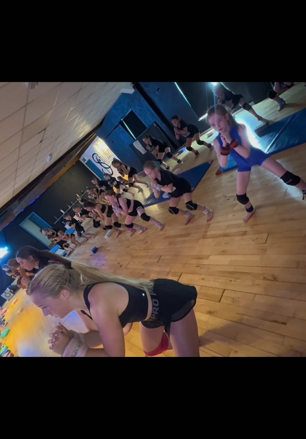 @Nicole Sweeney School of Dance