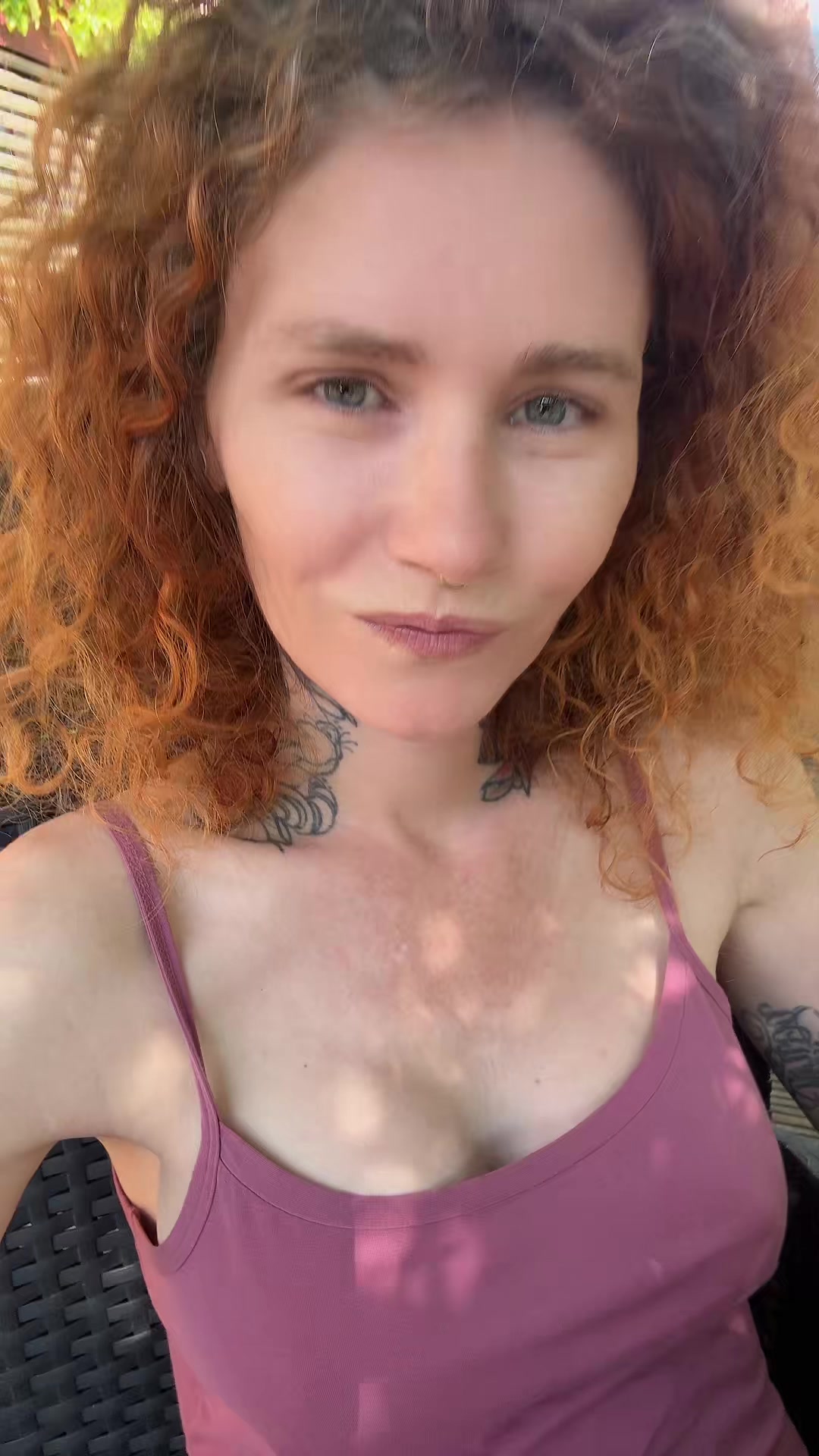@Curlyhairwithtattoos