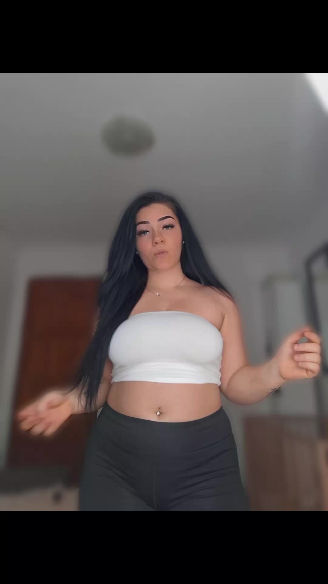 @ℬ🫦