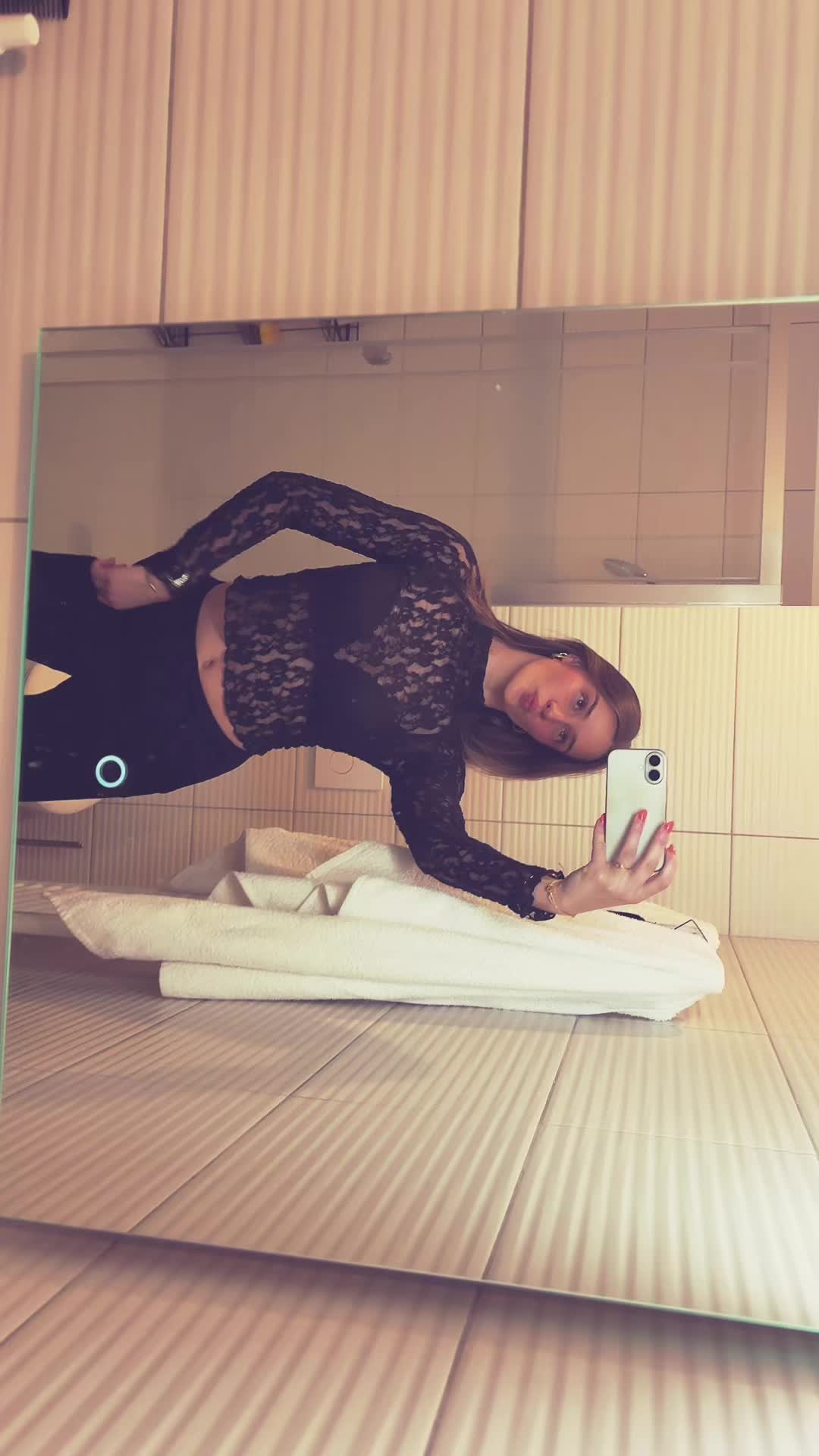 @jeannouu
