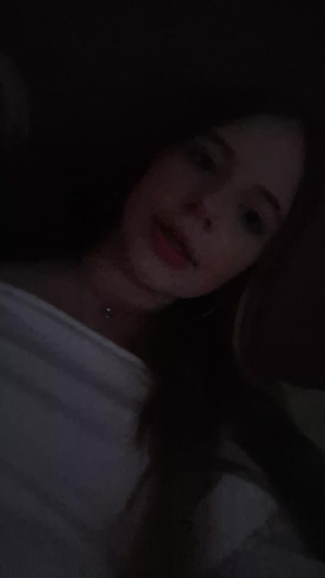 @𝐸'🤍