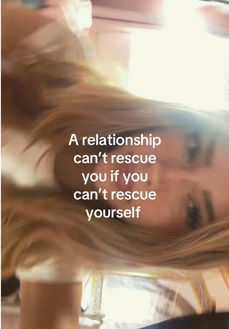 @𝙹𝚞𝚕𝚎𝚜 𝚁𝚑𝚘𝚍𝚎𝚜🦢