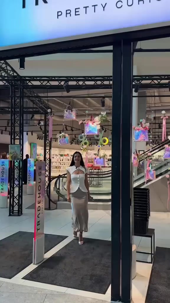 @Анюта Шейх