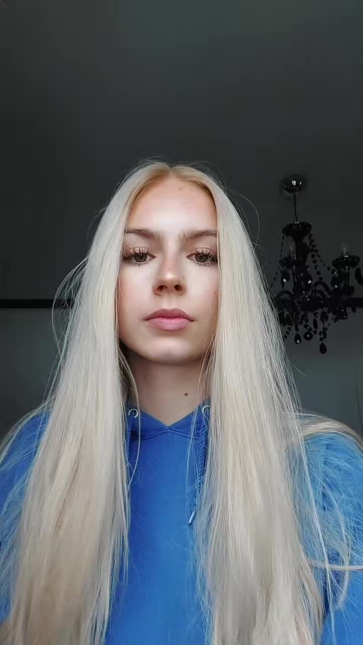 @estellee