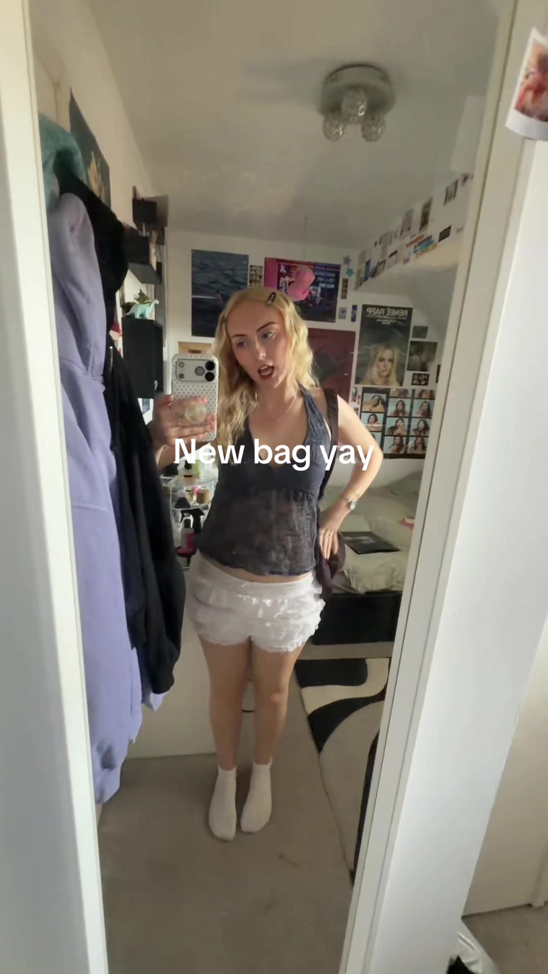 @Lara