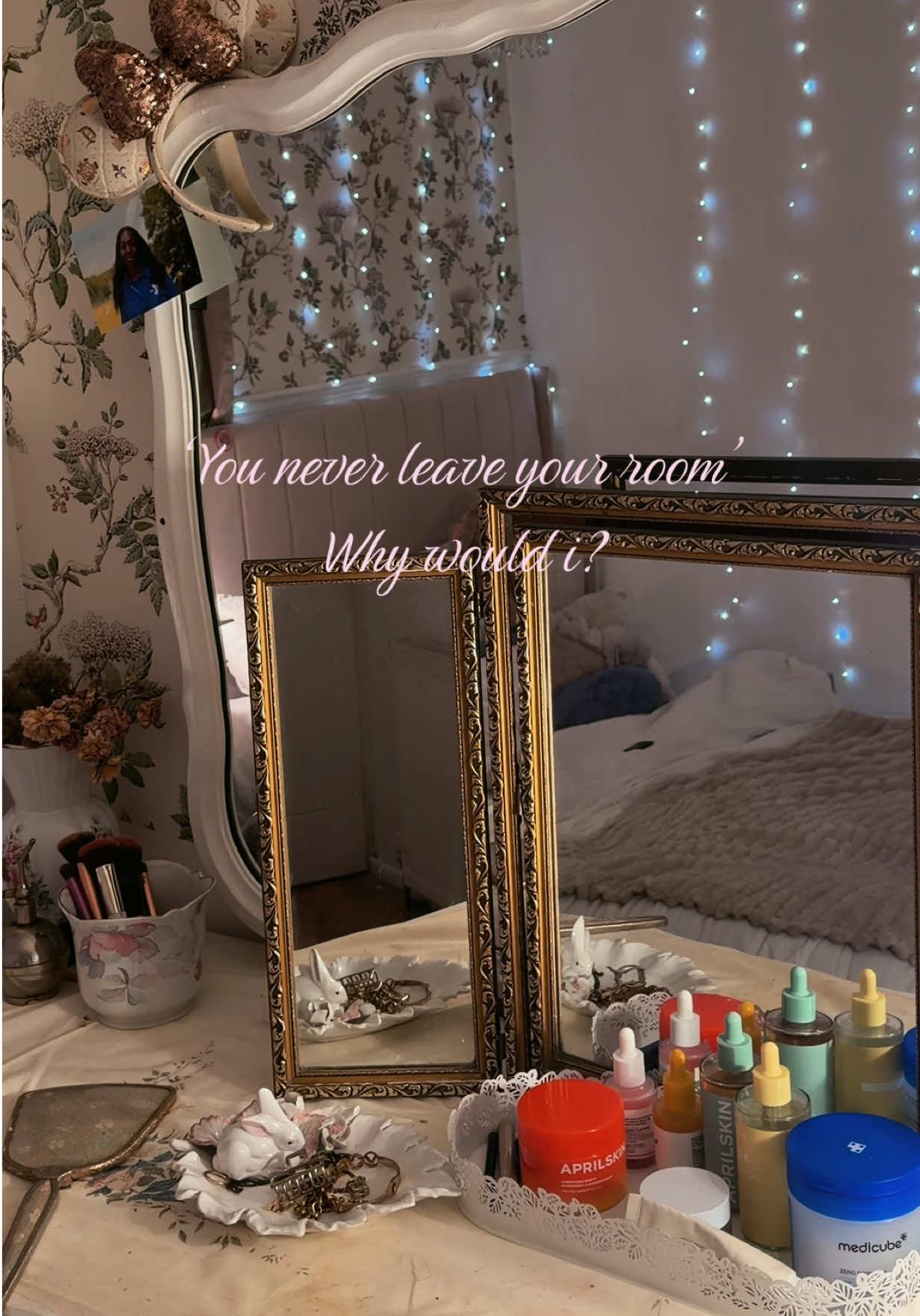 @☁️Mhaliea Chanel 🦢