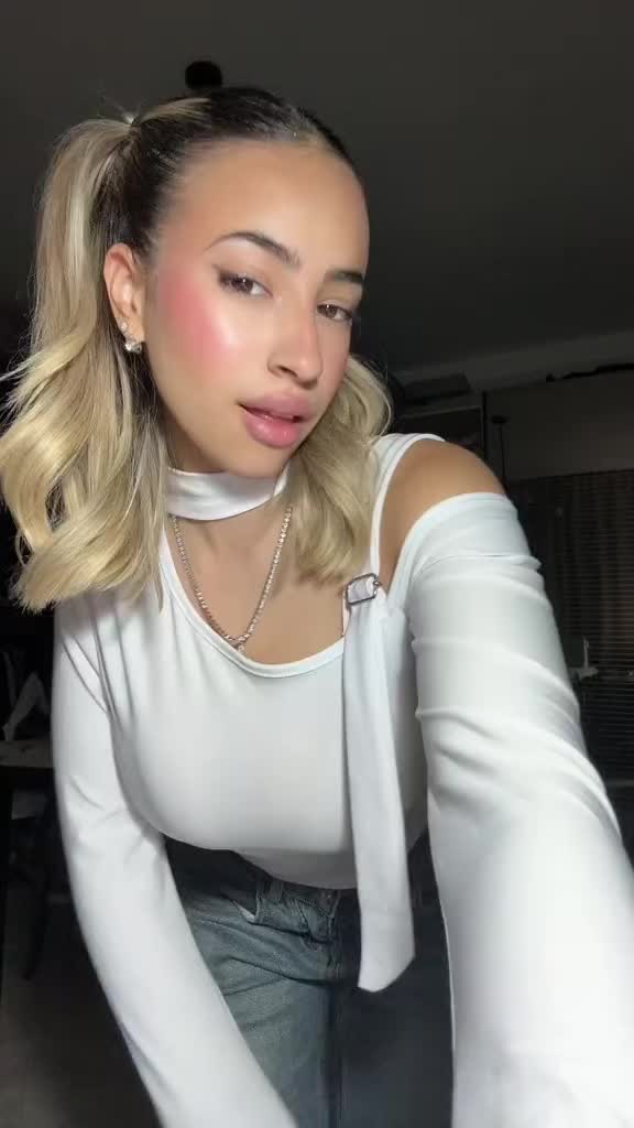 @sabrina_bennasr_