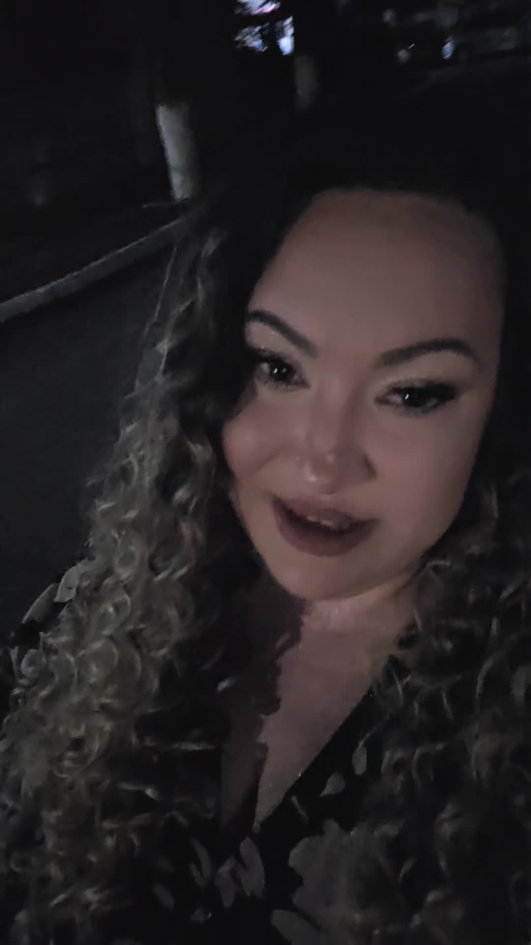 @Ela