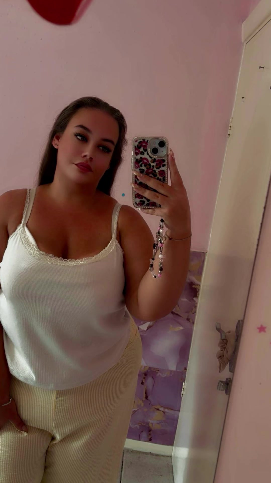 @💕 𝑹𝒐𝒃𝒚𝒏 💕✌️📚💋