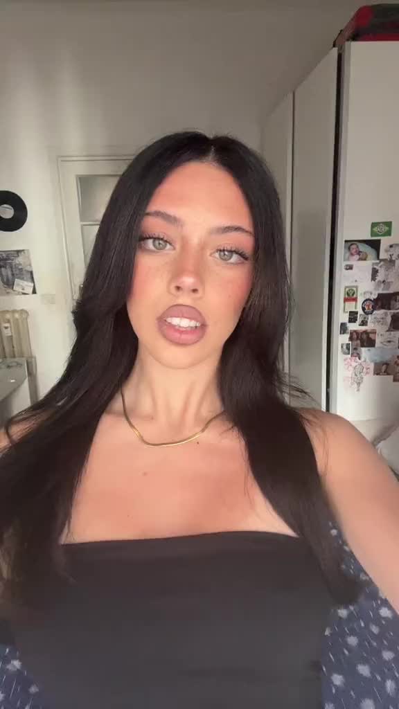 @claudia