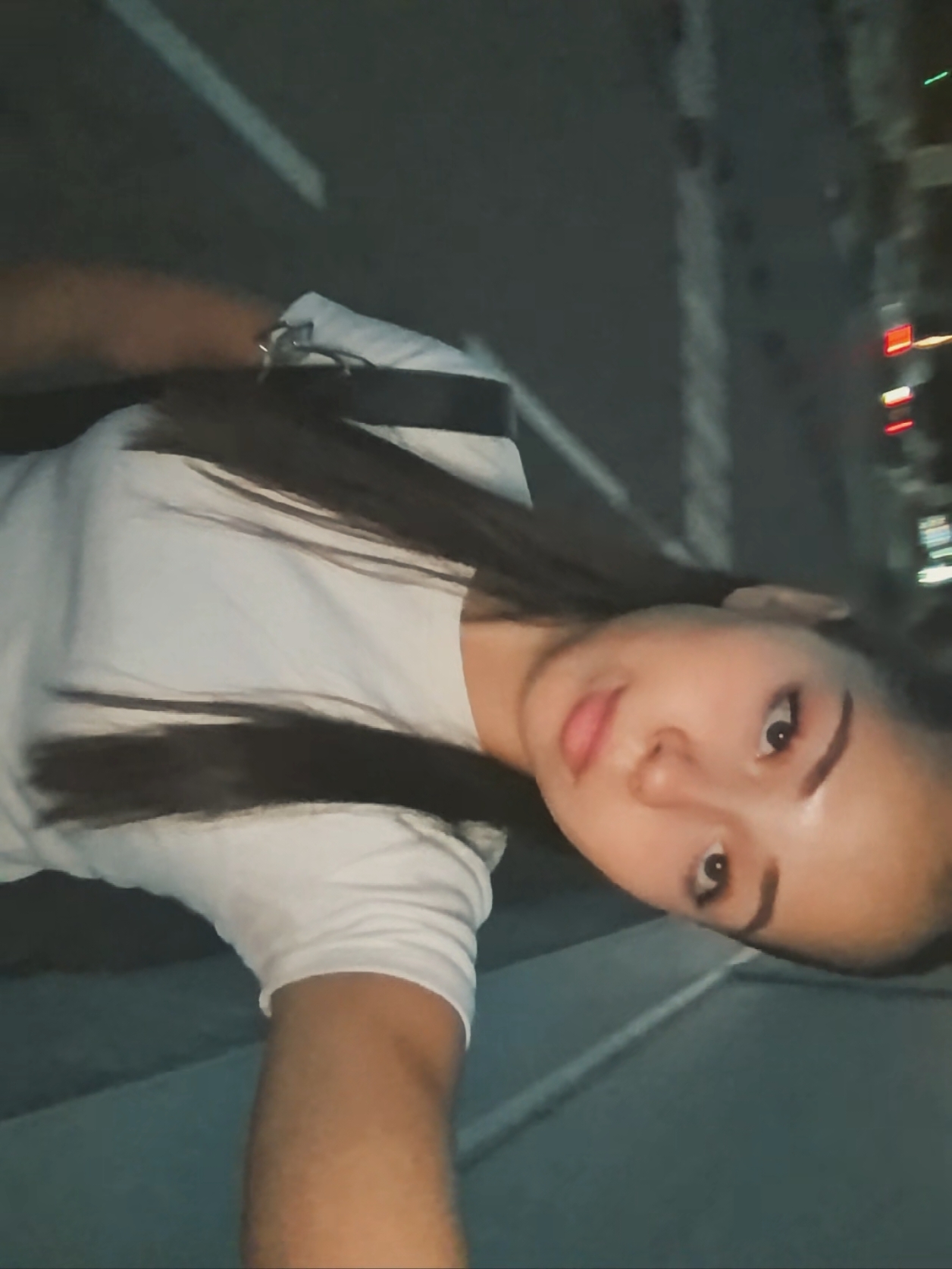 @°M