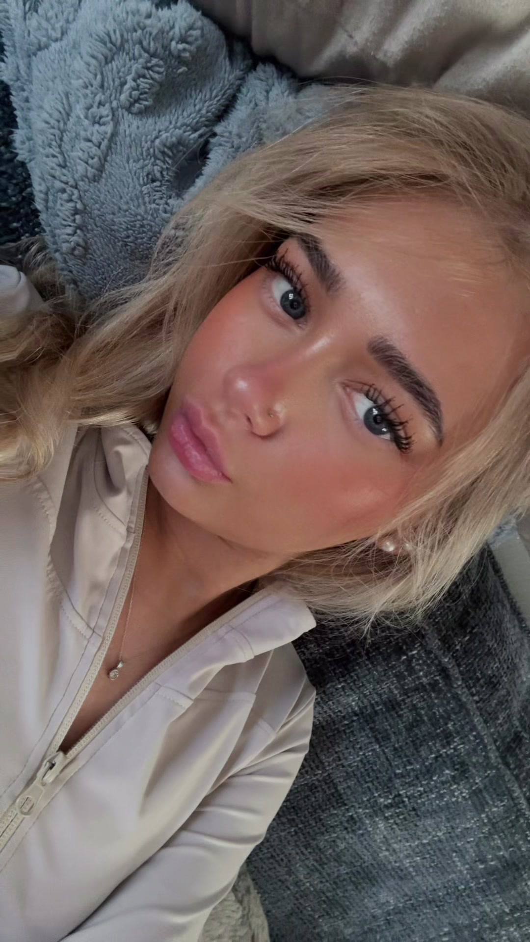 @𝐱𝐚𝐯𝐢𝐚 𝐚𝐧𝐧𝐞𝐥𝐢𝐬𝐞 🤍