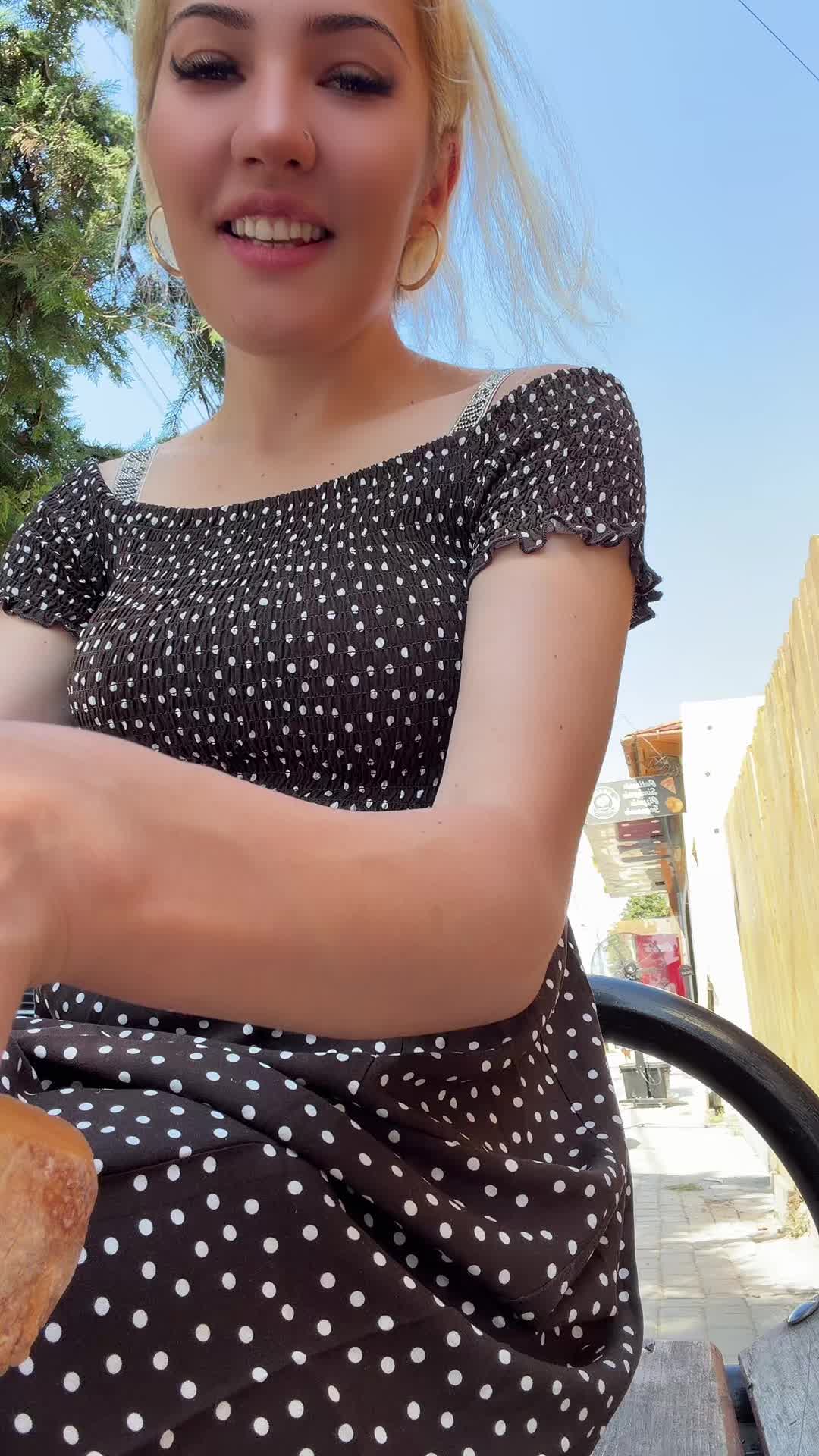 @Alexandra Nikolas Ianis
