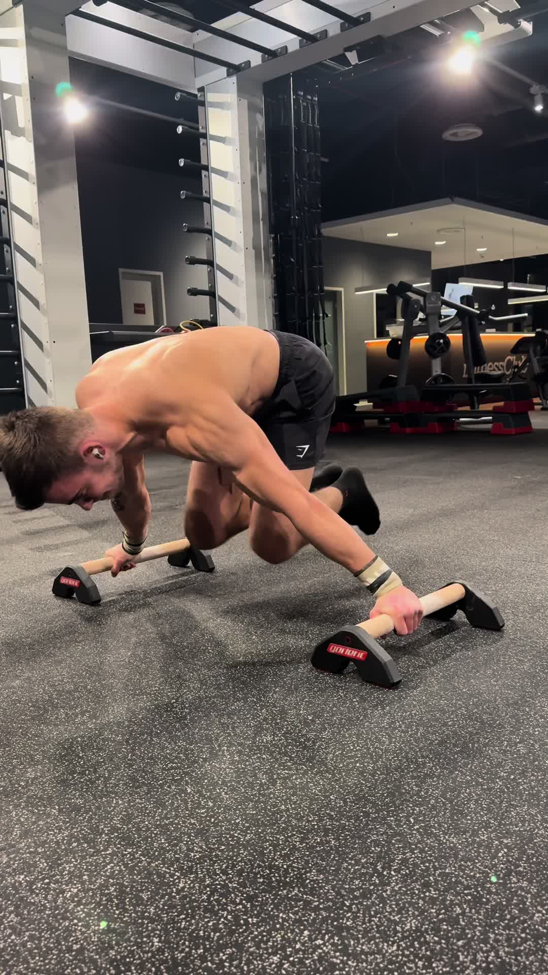 @aki_calisthenics