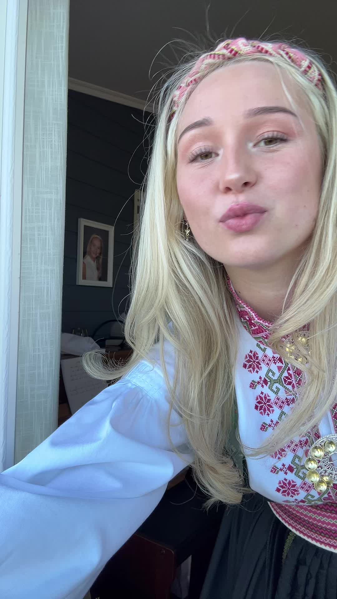 @Christine R&oslash;mma