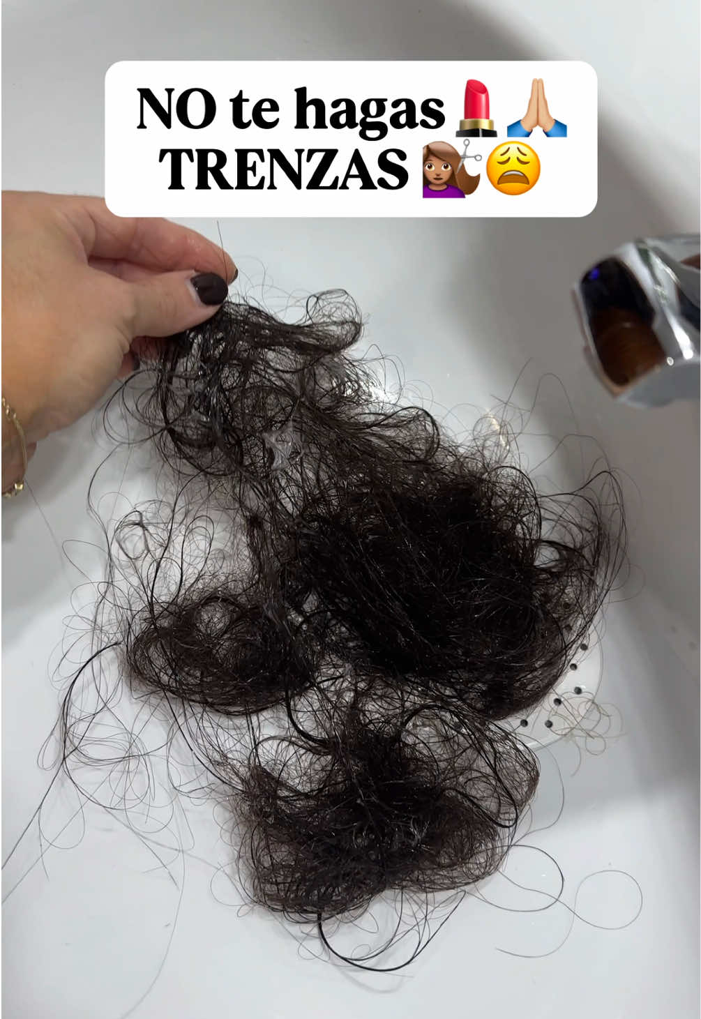 @trisayla