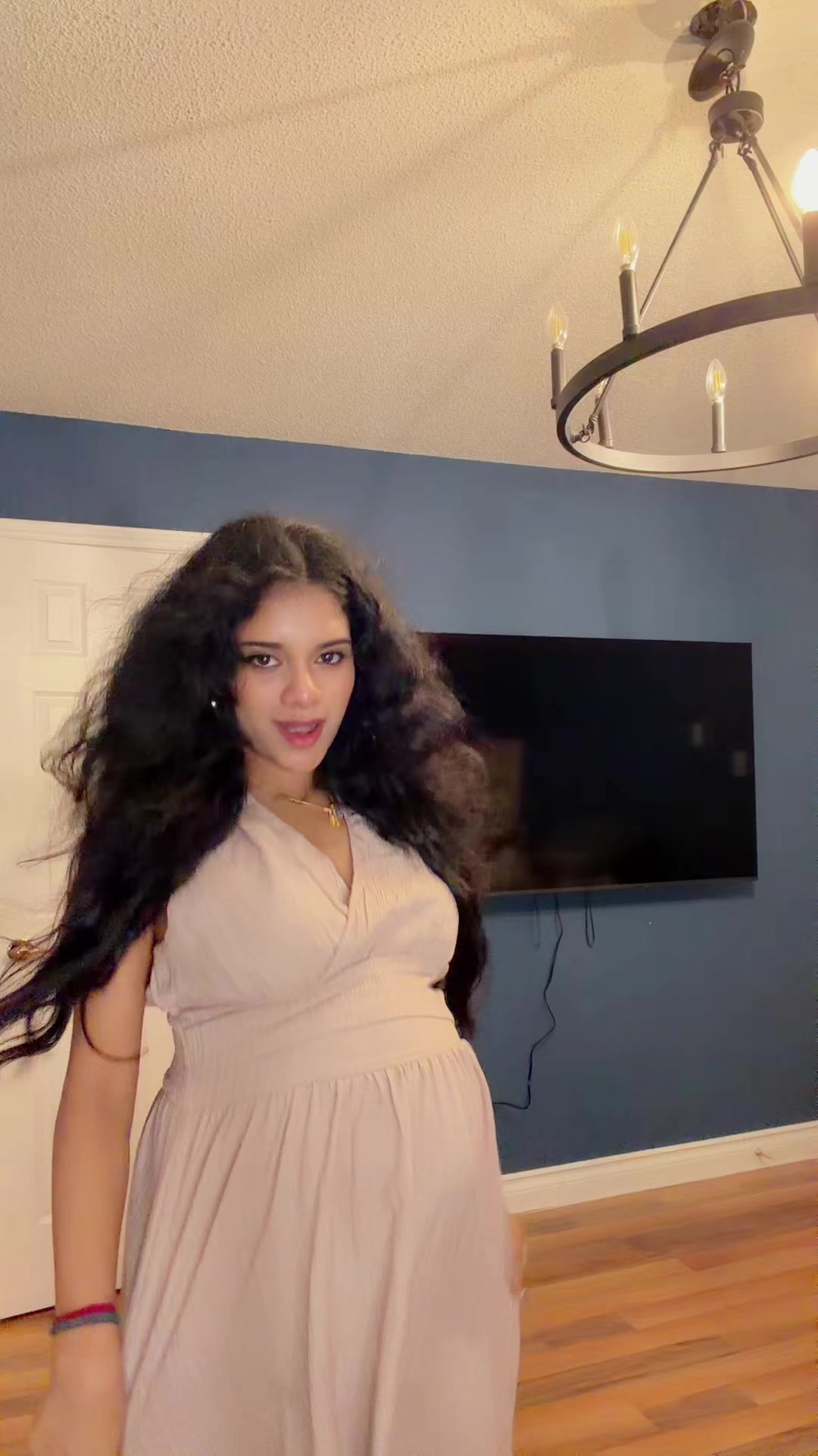 @elakiyaak