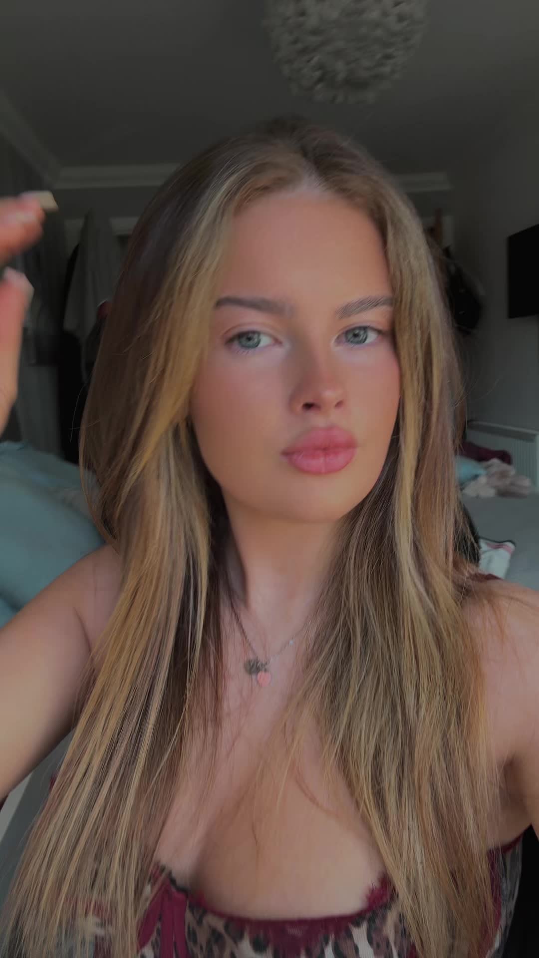 @DM🍒