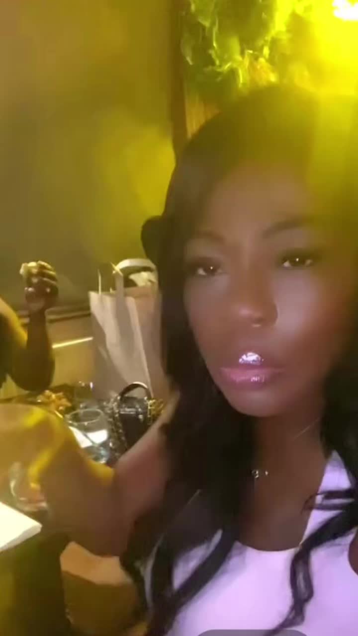 @deeange12