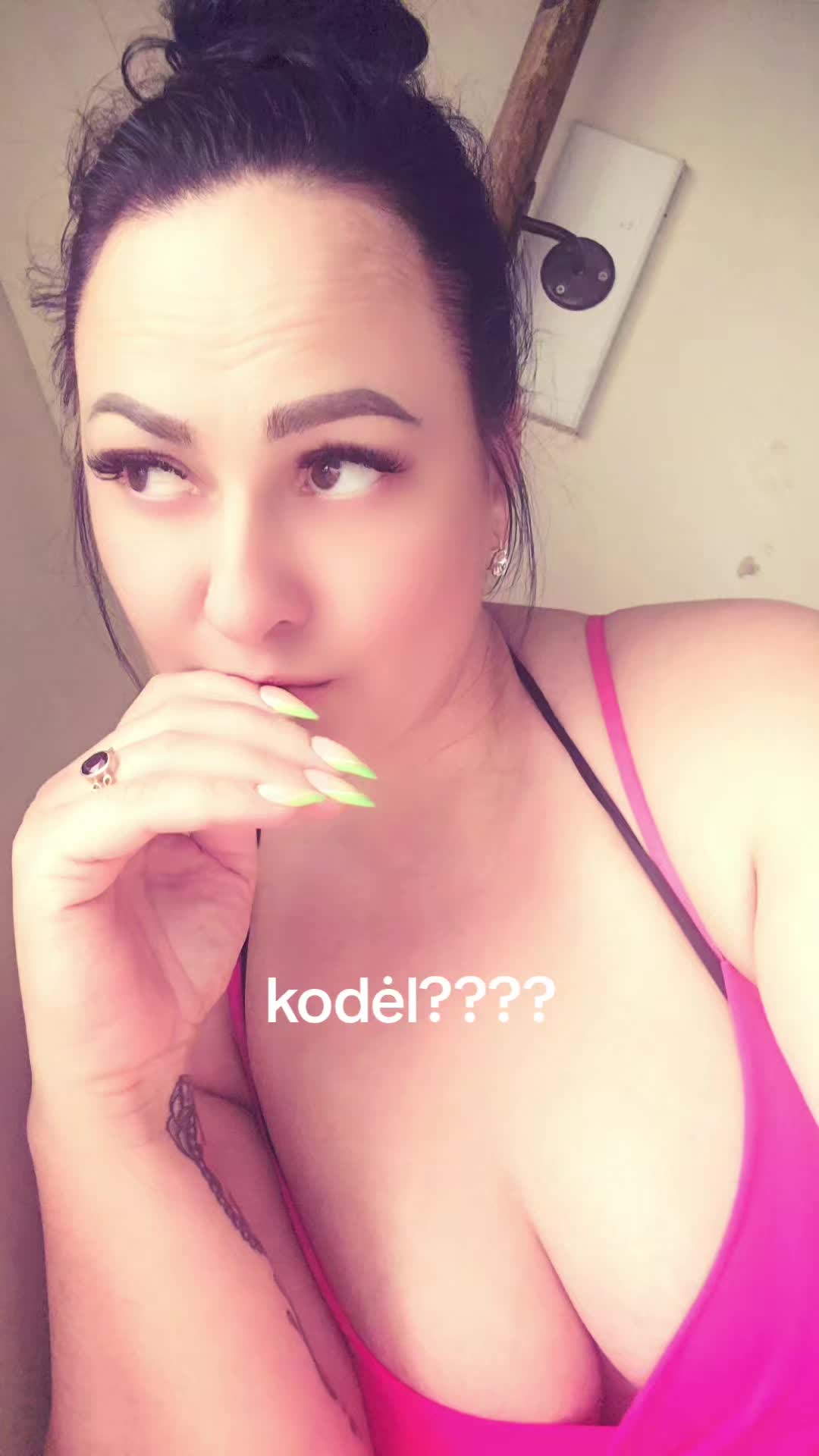 @Bosė😅