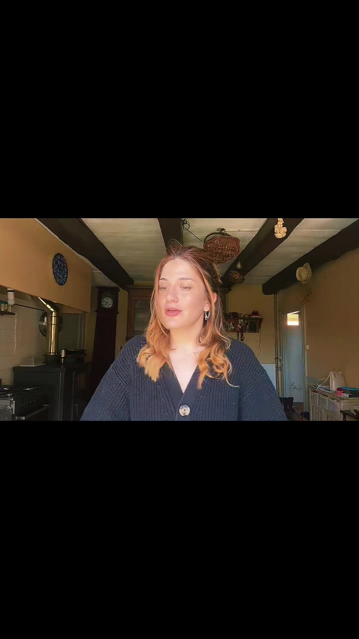 @leila.crush