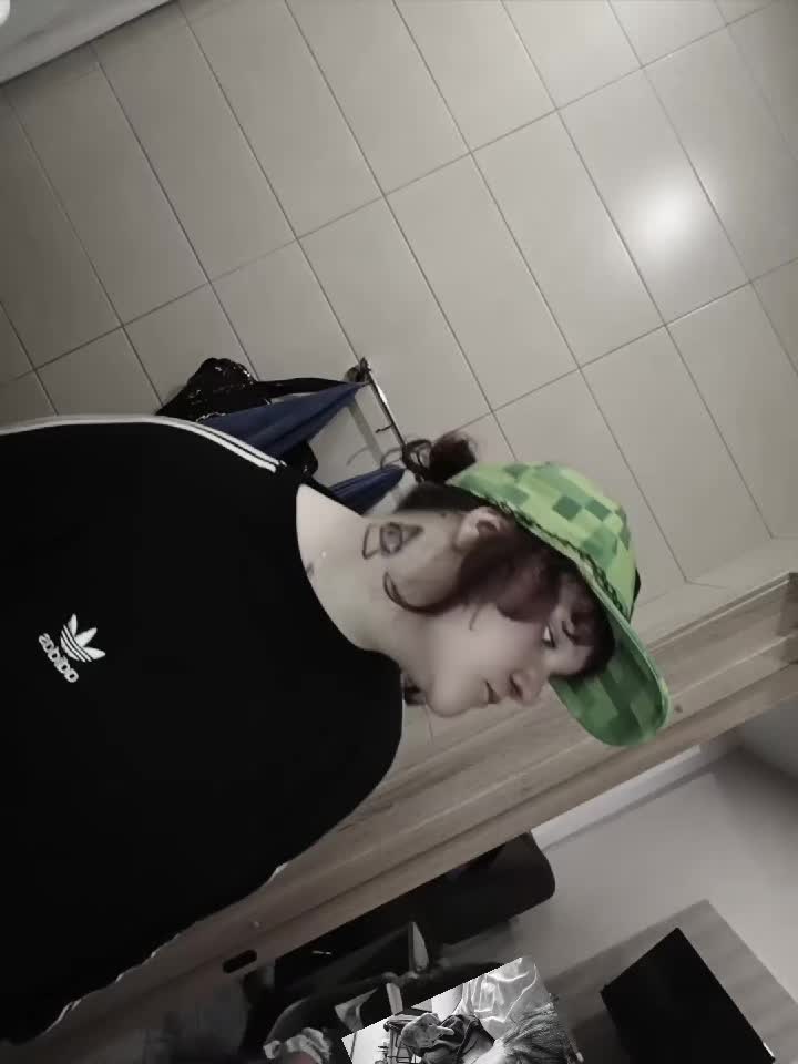 @Кеша 𓃟