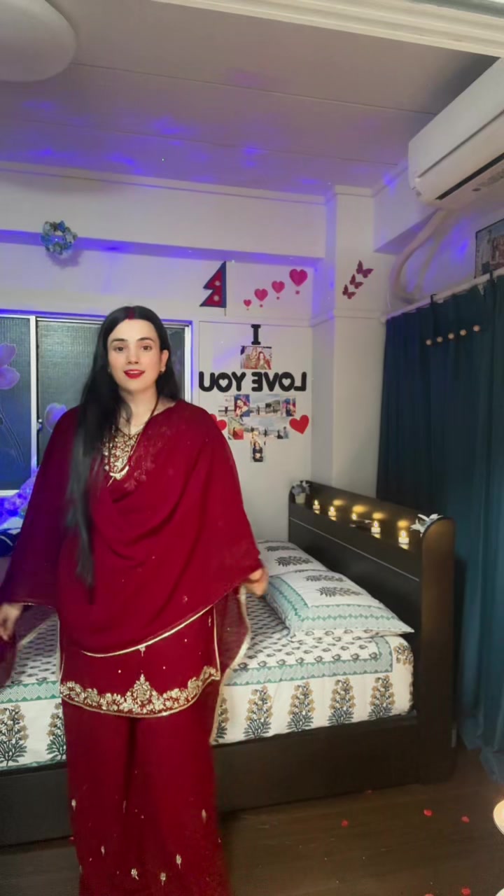 @Anisha Thapa๐งฟ