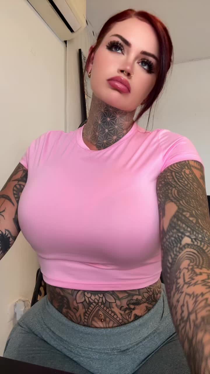 @charlotteemerson123