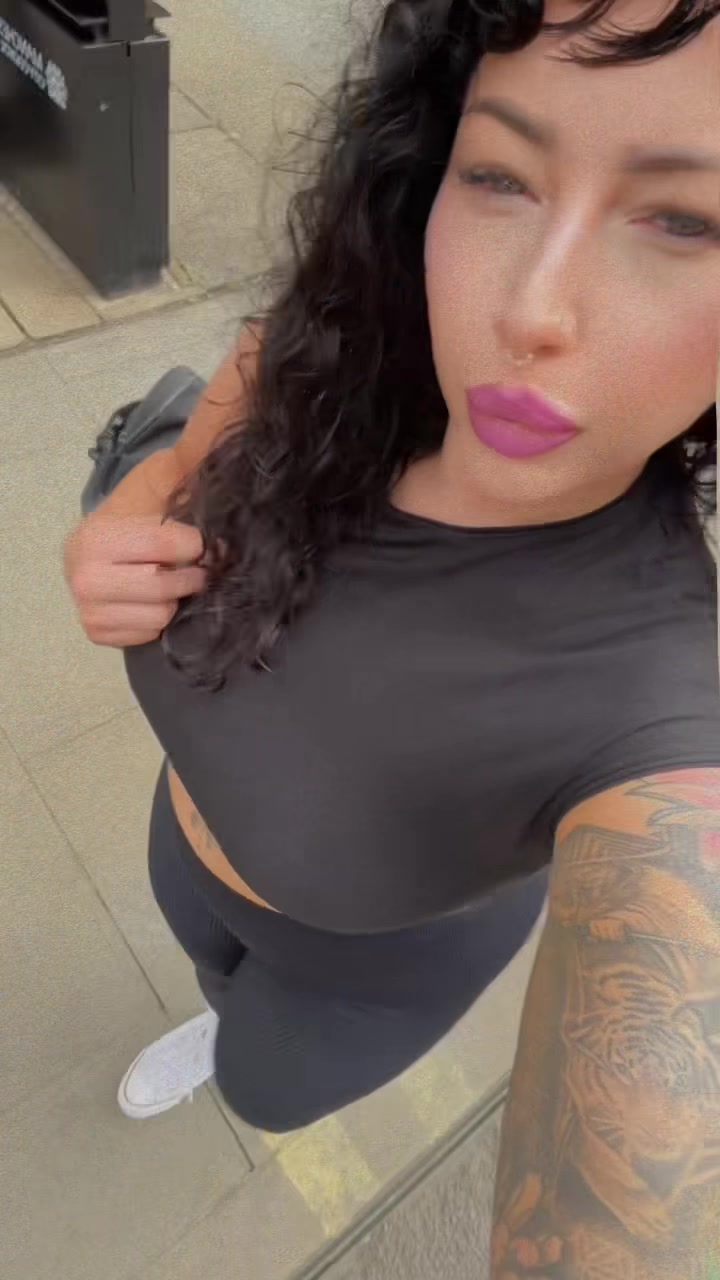 @Anja🍑