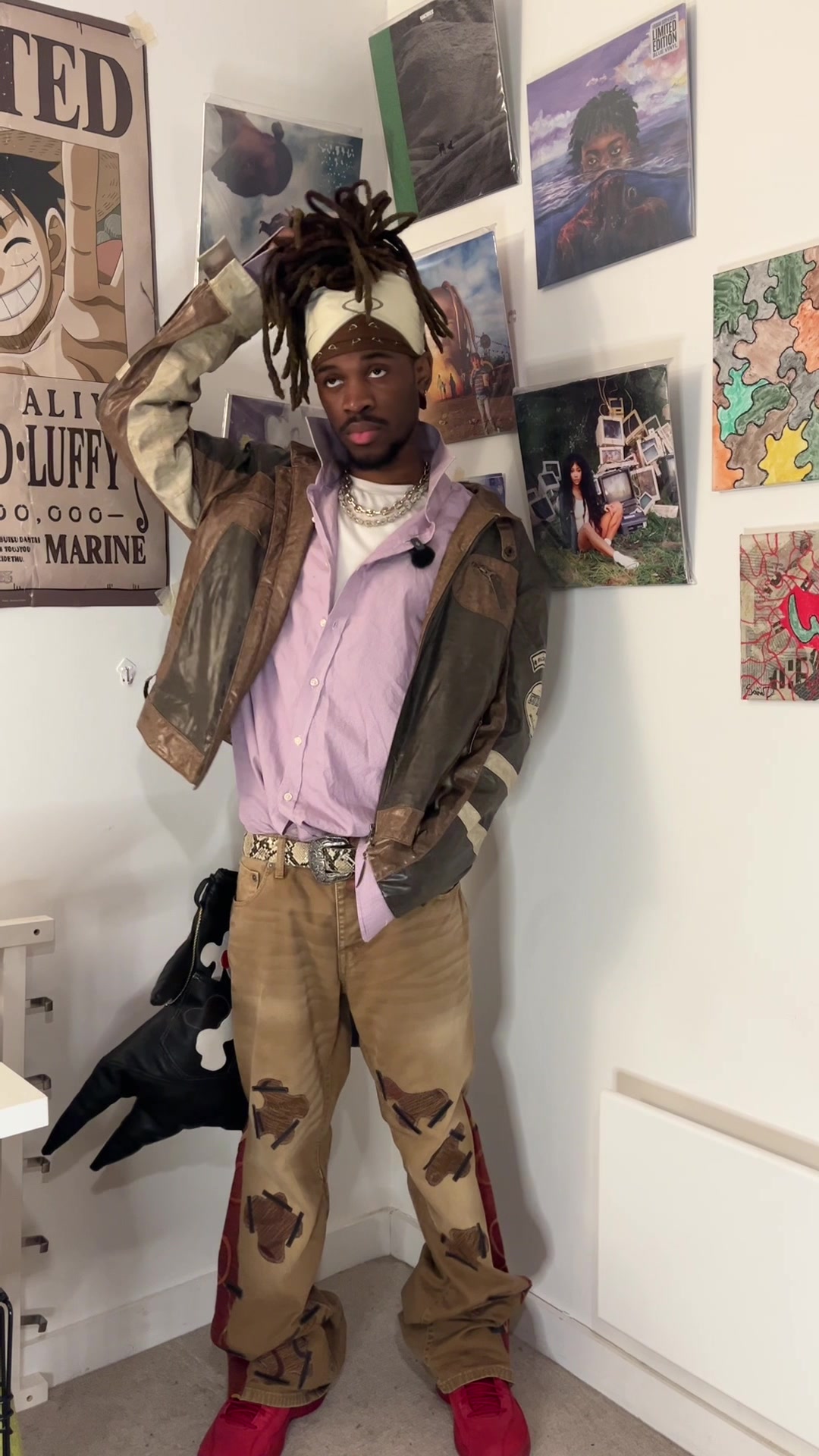 @ByRii (r-eye)🗣️