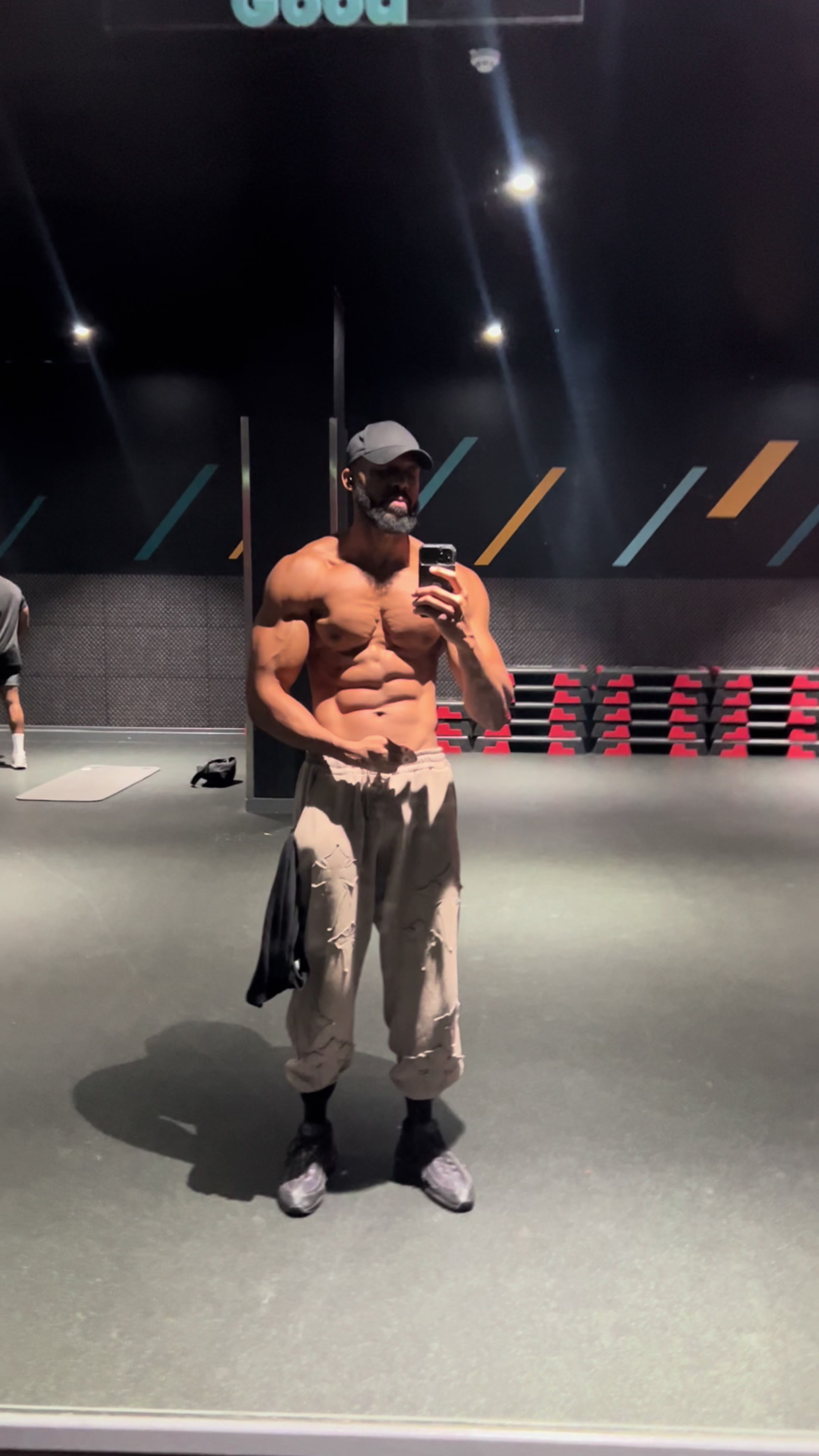 @HWRFITNESS