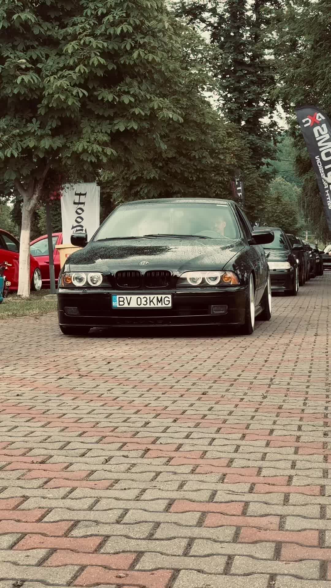 @CarMeetingRomania