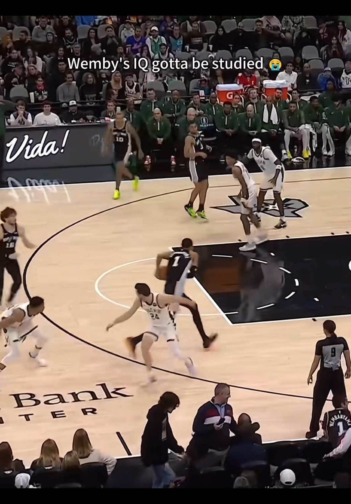 @DUNK | BASKETBALL