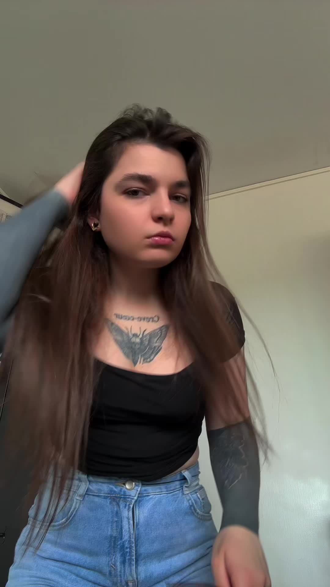 @Chloisdead