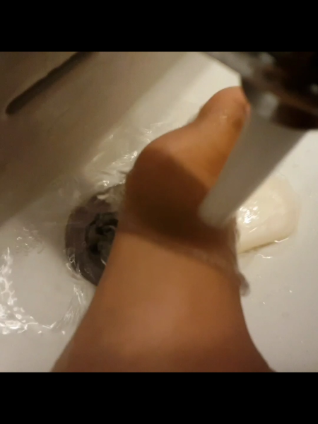 @P18x_Moomeow